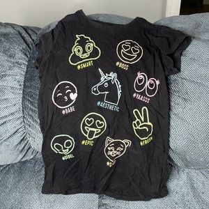 Girls 10/12 L children’s Place emoji T 100% cotton like new condition